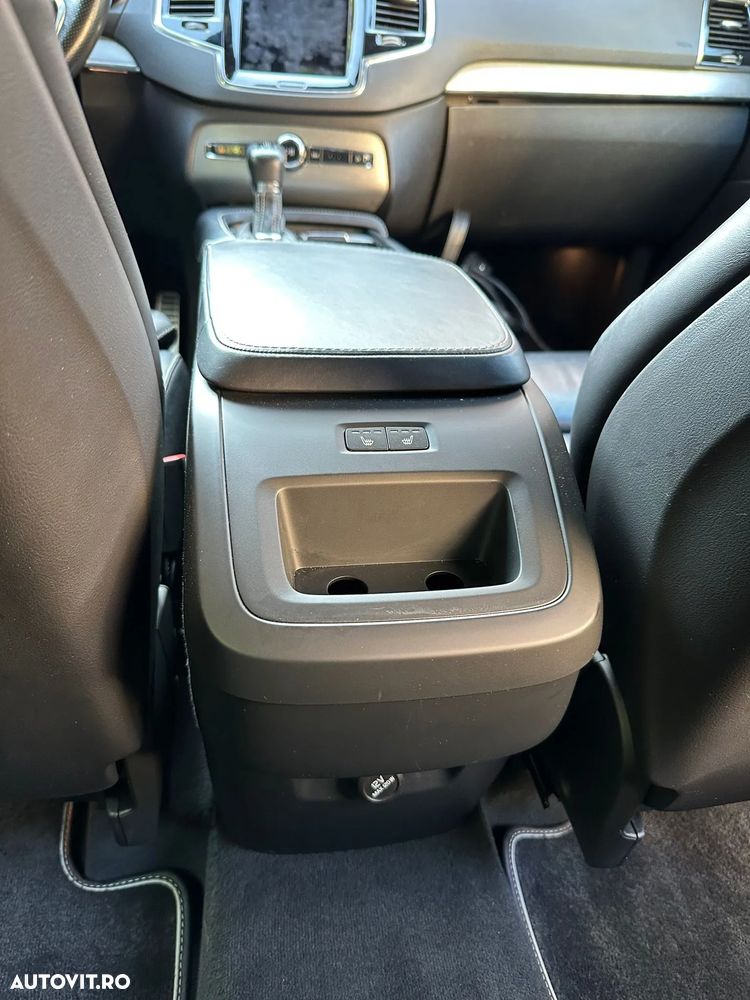 Volvo XC 90 D5 AWD Geartronic RDesign - 20