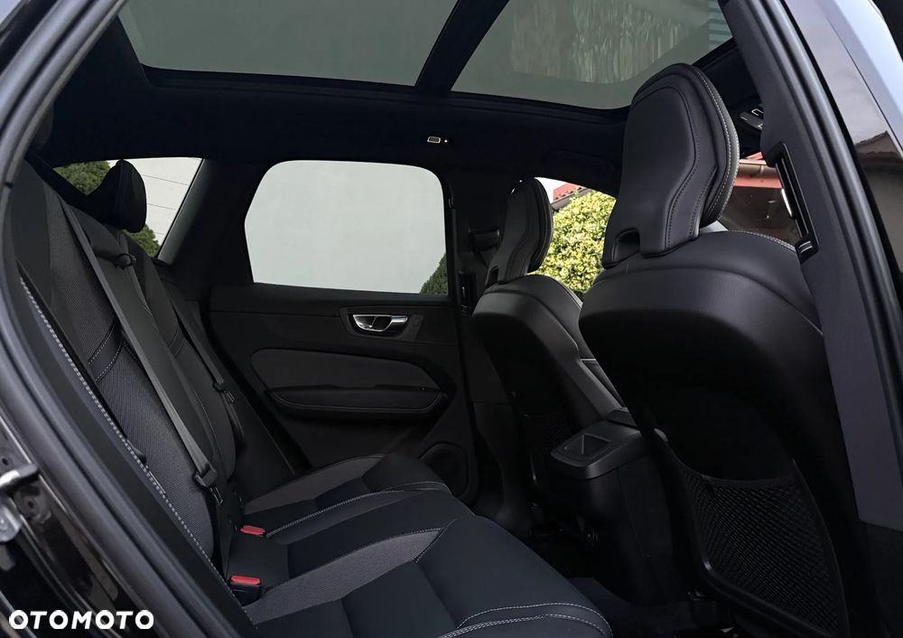 Volvo XC 60 B4 D Geartronic RDesign - 12