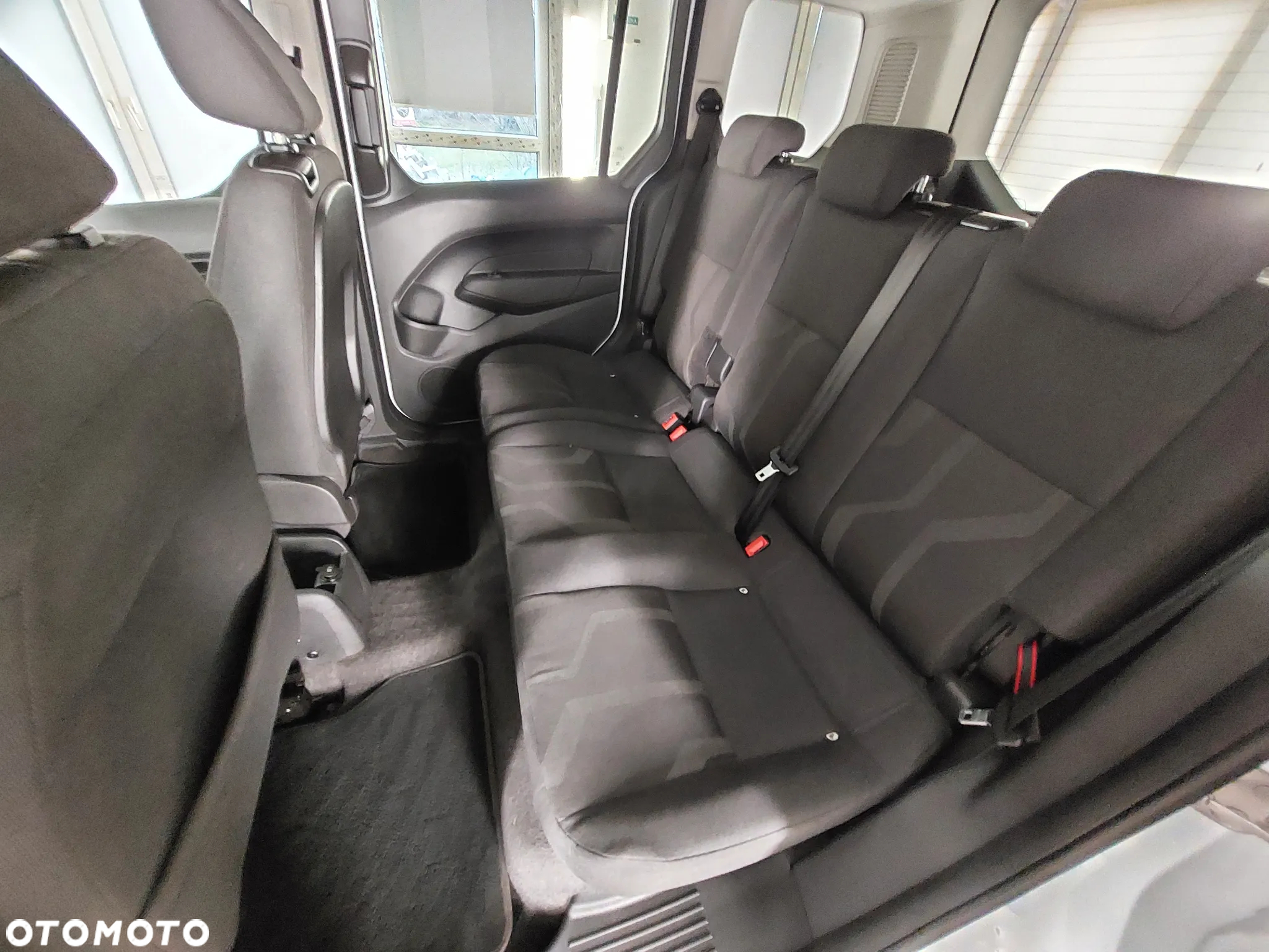 Ford Tourneo Connect 1.5 EcoBlue Trend - 11