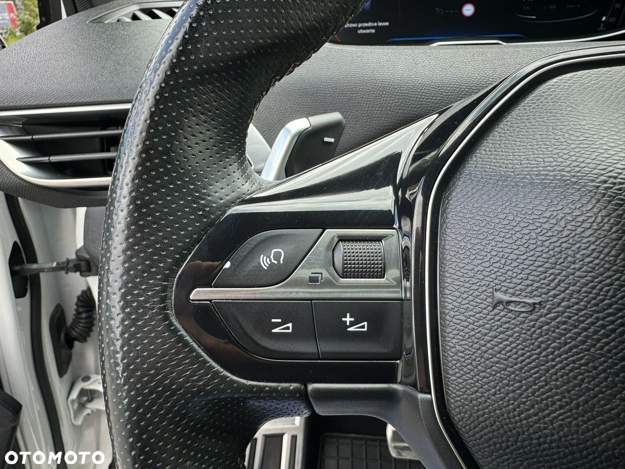 Peugeot 3008 PureTech 130 Stop & Start GPF EAT8 GT - 24