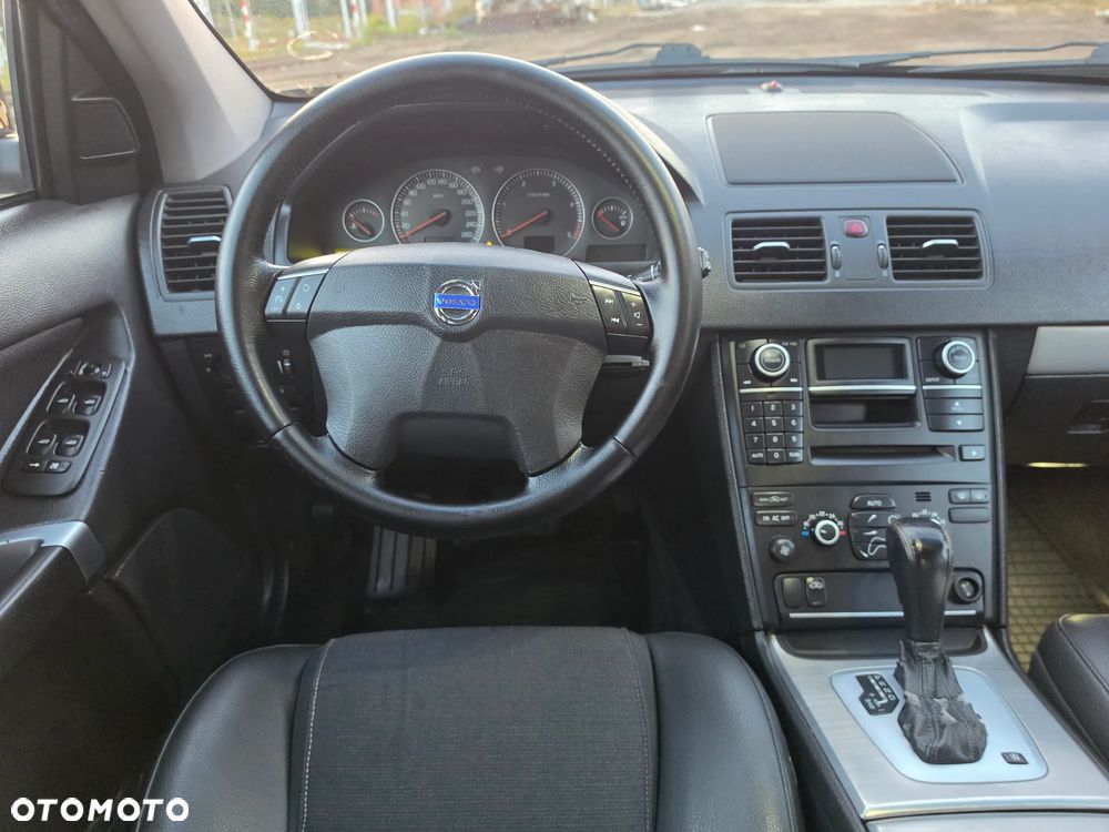 Volvo XC 90 D5 AWD Executive - 24
