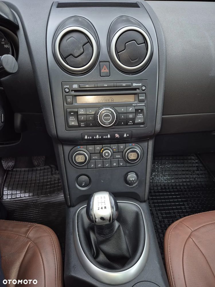 Nissan Qashqai - 10