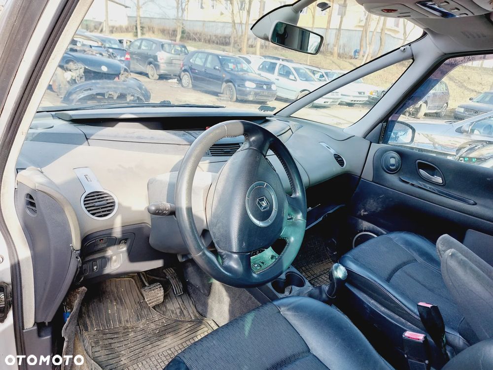Klapa bagażnika RENAULT ESPACE IV 2,0B 05R. lampy,drzwi,klapa,maska.... - 6