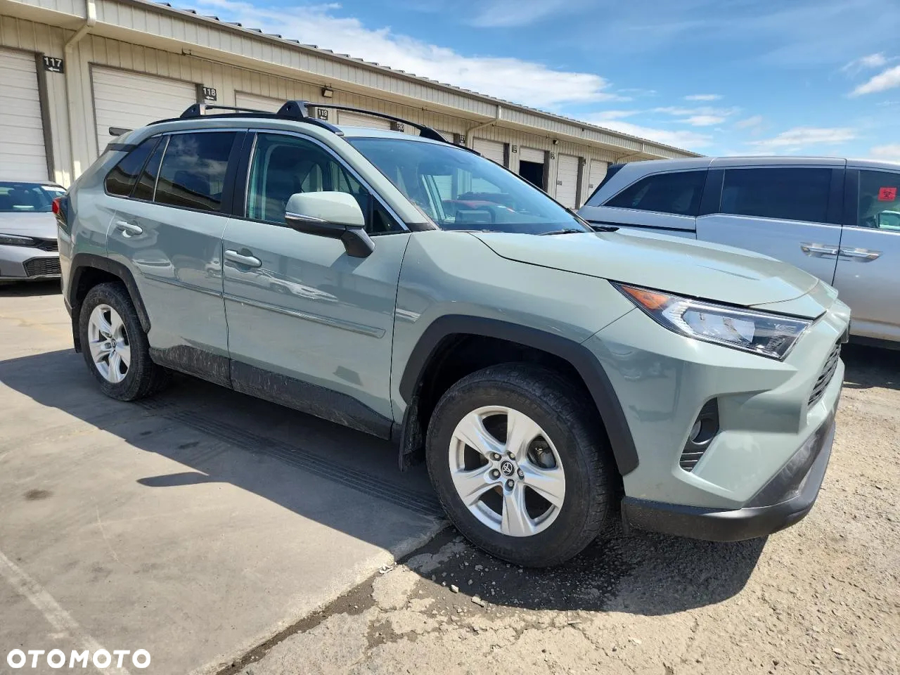 Toyota RAV4 - 2