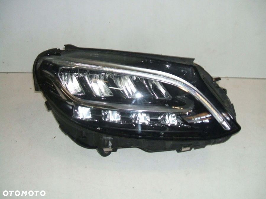MERCEDES W205 lift C-klasa LAMPA PRAWA FULL LED HIGH PERFORMANCE 2059068005 - 2