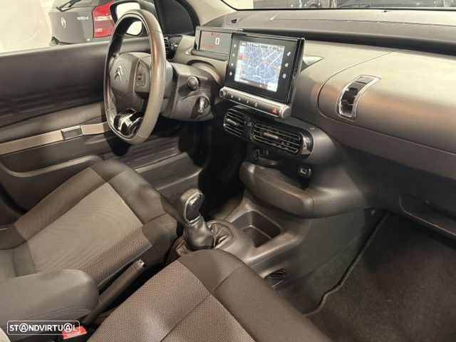 Citroën C4 Cactus 1.5 BlueHDi Shine Pack - 17