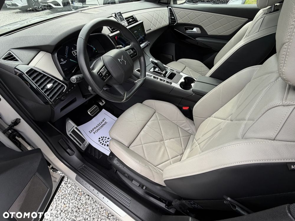 DS Automobiles DS 7 Crossback 1.6 E-Tense 4x4 Grand Chic - 27