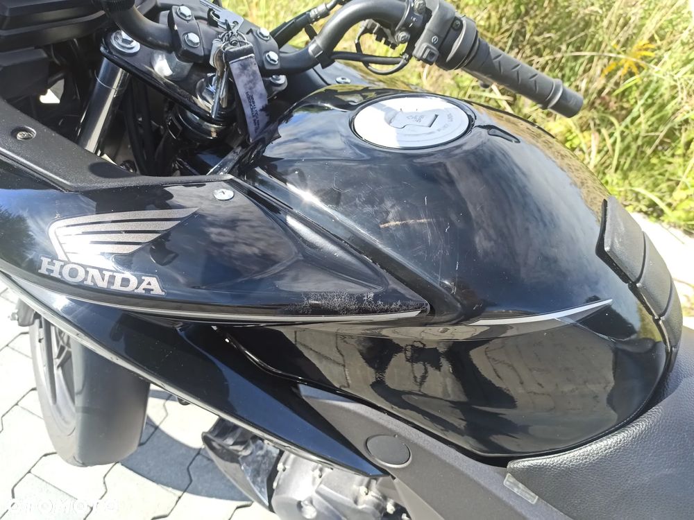 Honda CBF - 8