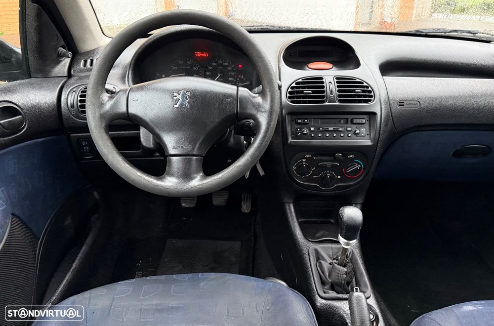 Peugeot 206 1.1 XR Présence - 13