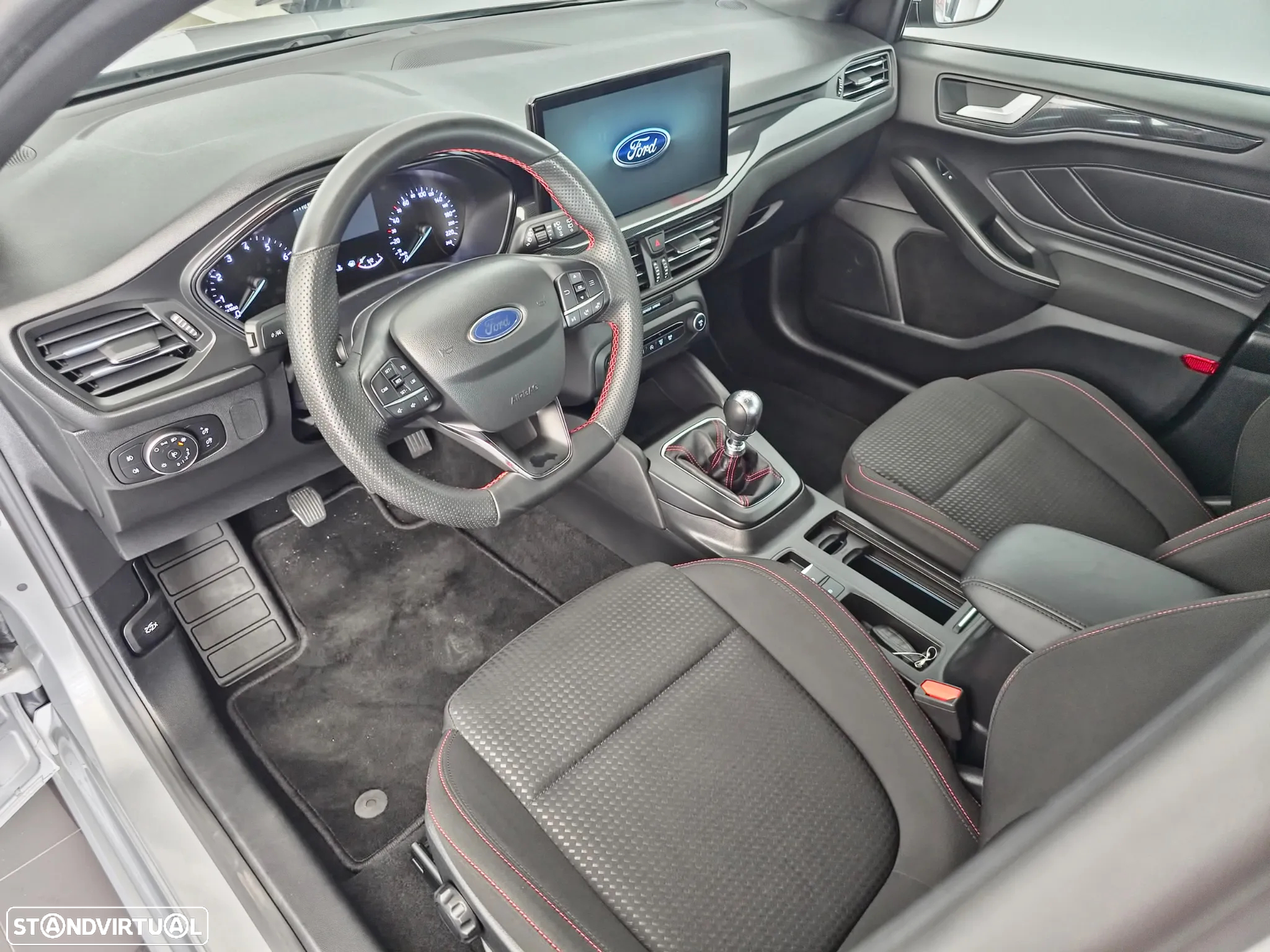 Ford Focus SW 1.0 EcoBoost MHEV ST-Line - 10