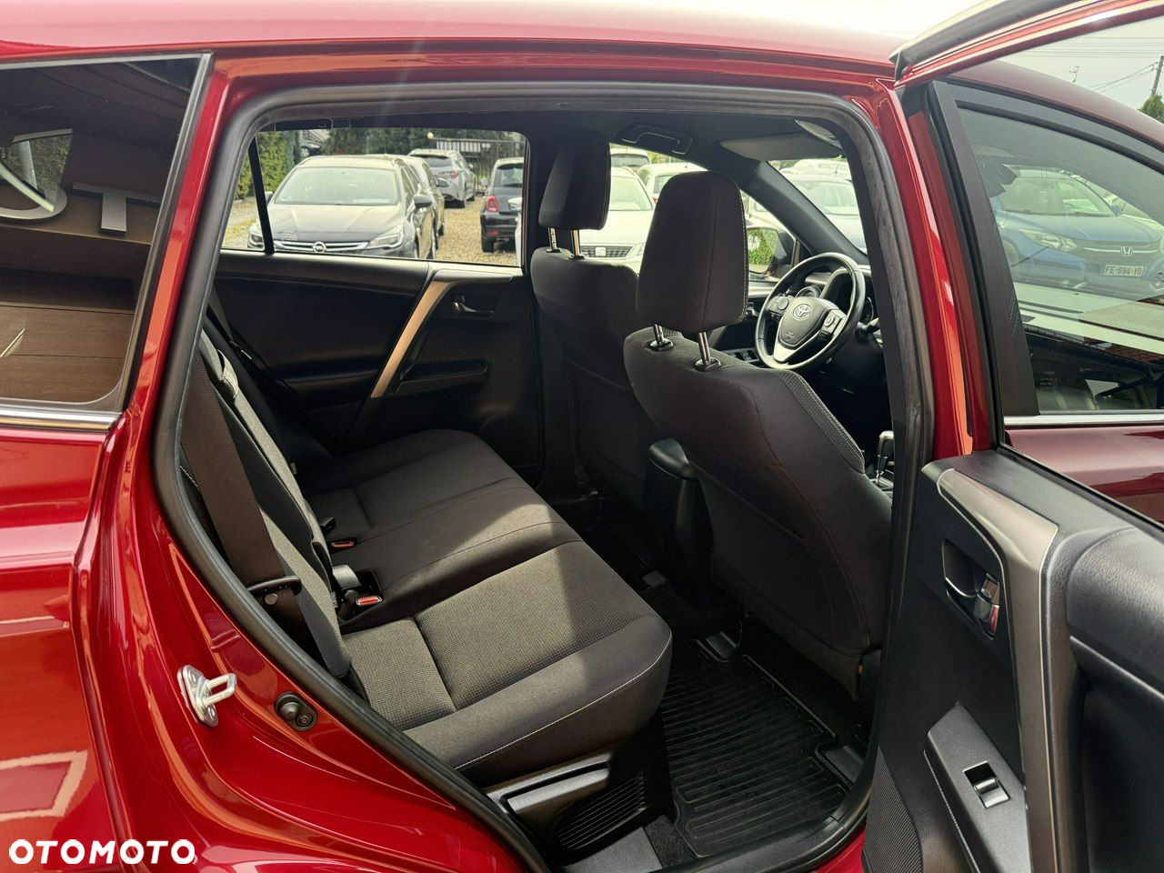 Toyota RAV4 - 25
