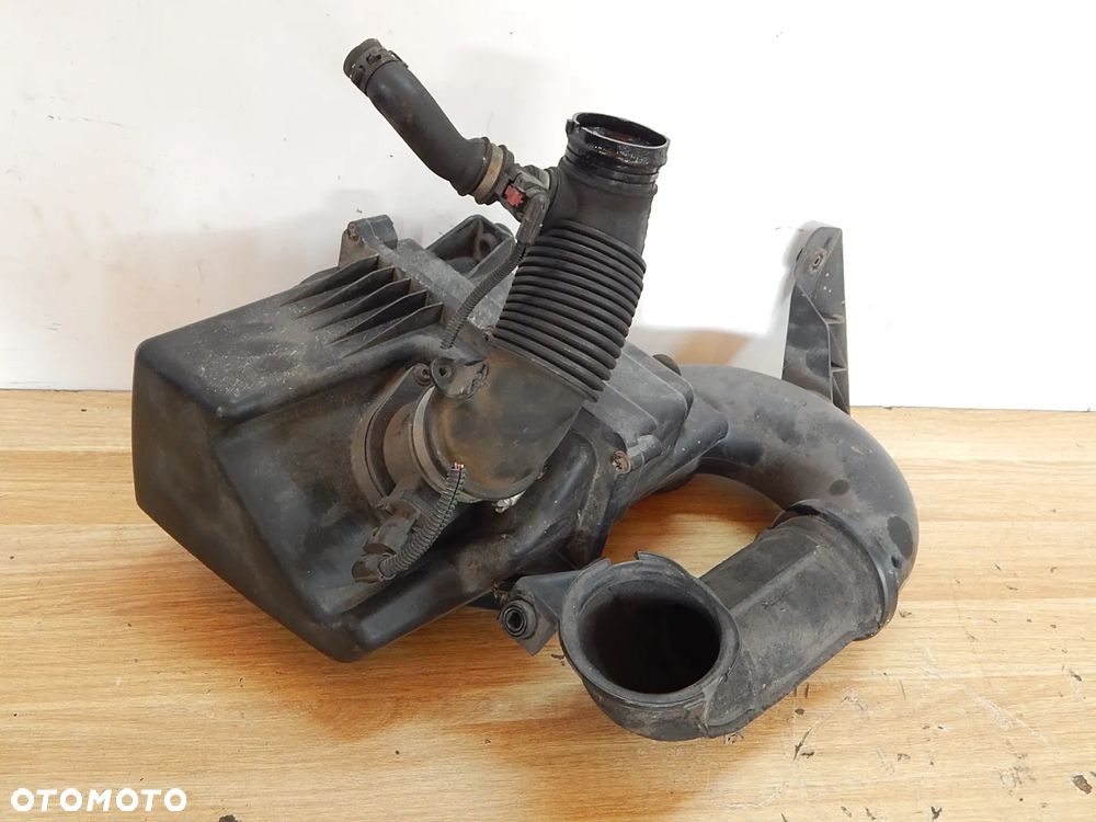 Obudowa filtra powietrza przepływomierz dolot 2.0 CRD Multijet Jeep Cherokee KL V 13-18 Łuków części - 1