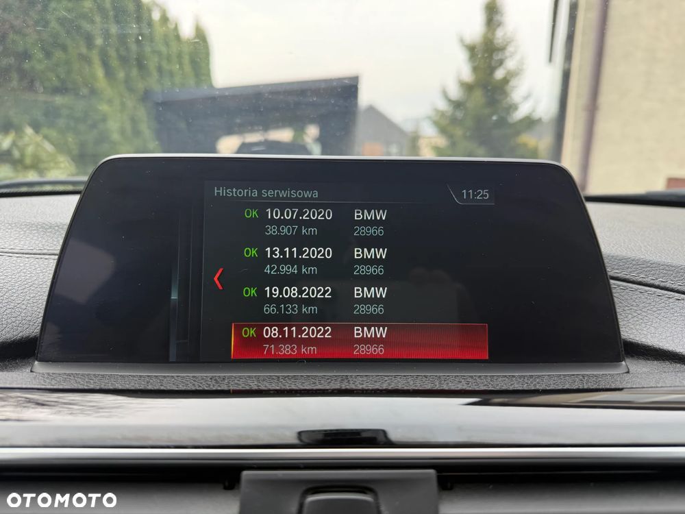 BMW Seria 3 318i Sport Line - 18