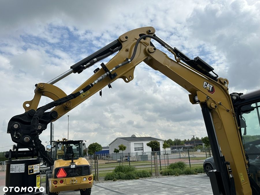 Caterpillar 302.7 CR - 17