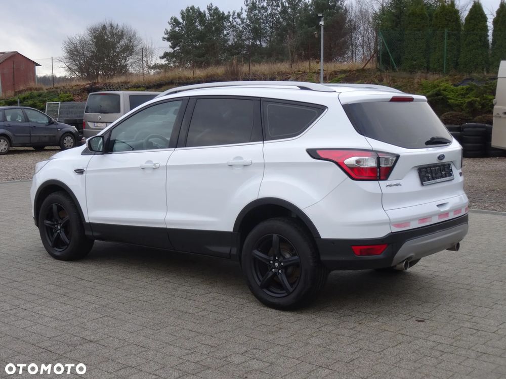 Ford Kuga - 8