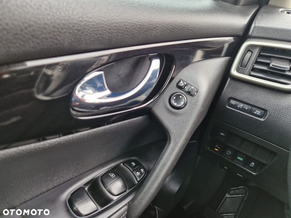 Nissan Qashqai - 21
