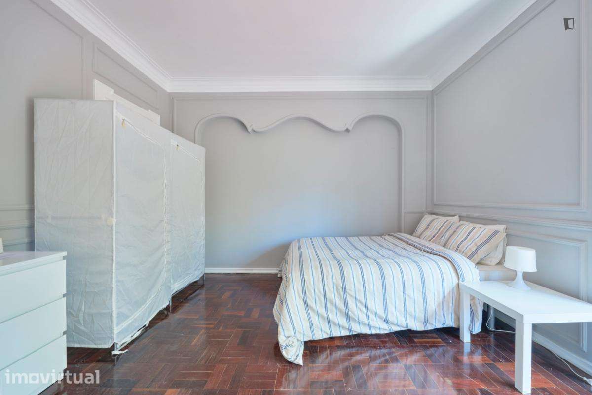 Quarto - localizado em Entrecampos Lisbon - Grande imagem: 3/12