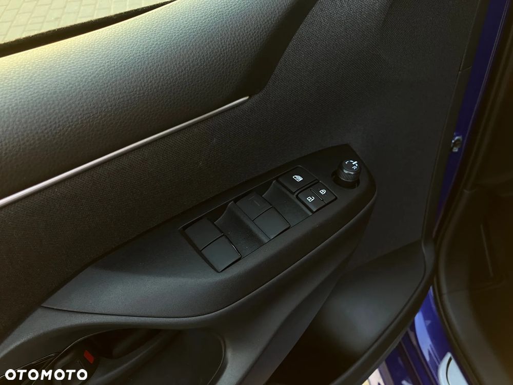 Toyota Yaris Hybrid 1.5 Style - 28