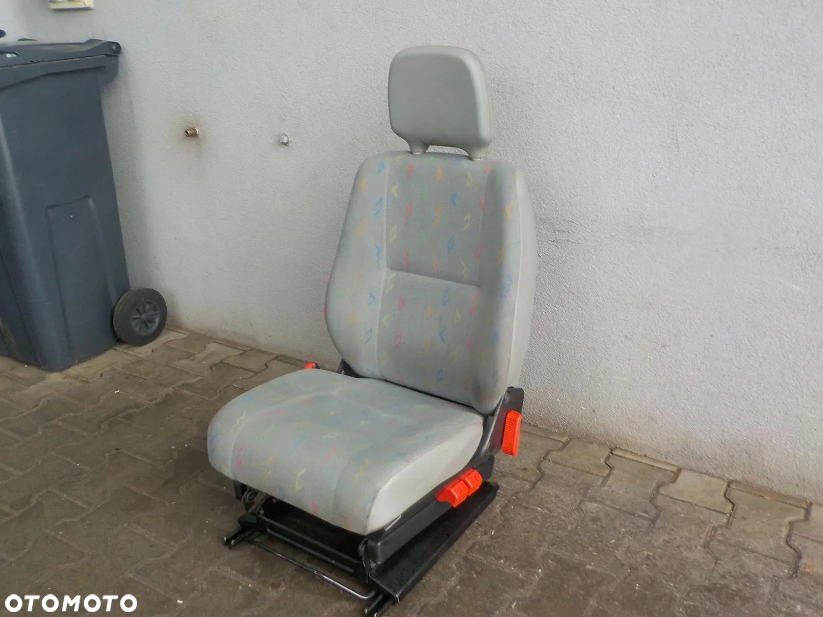VW LT SPRINTER 96- FOTEL KIEROWCY - 2