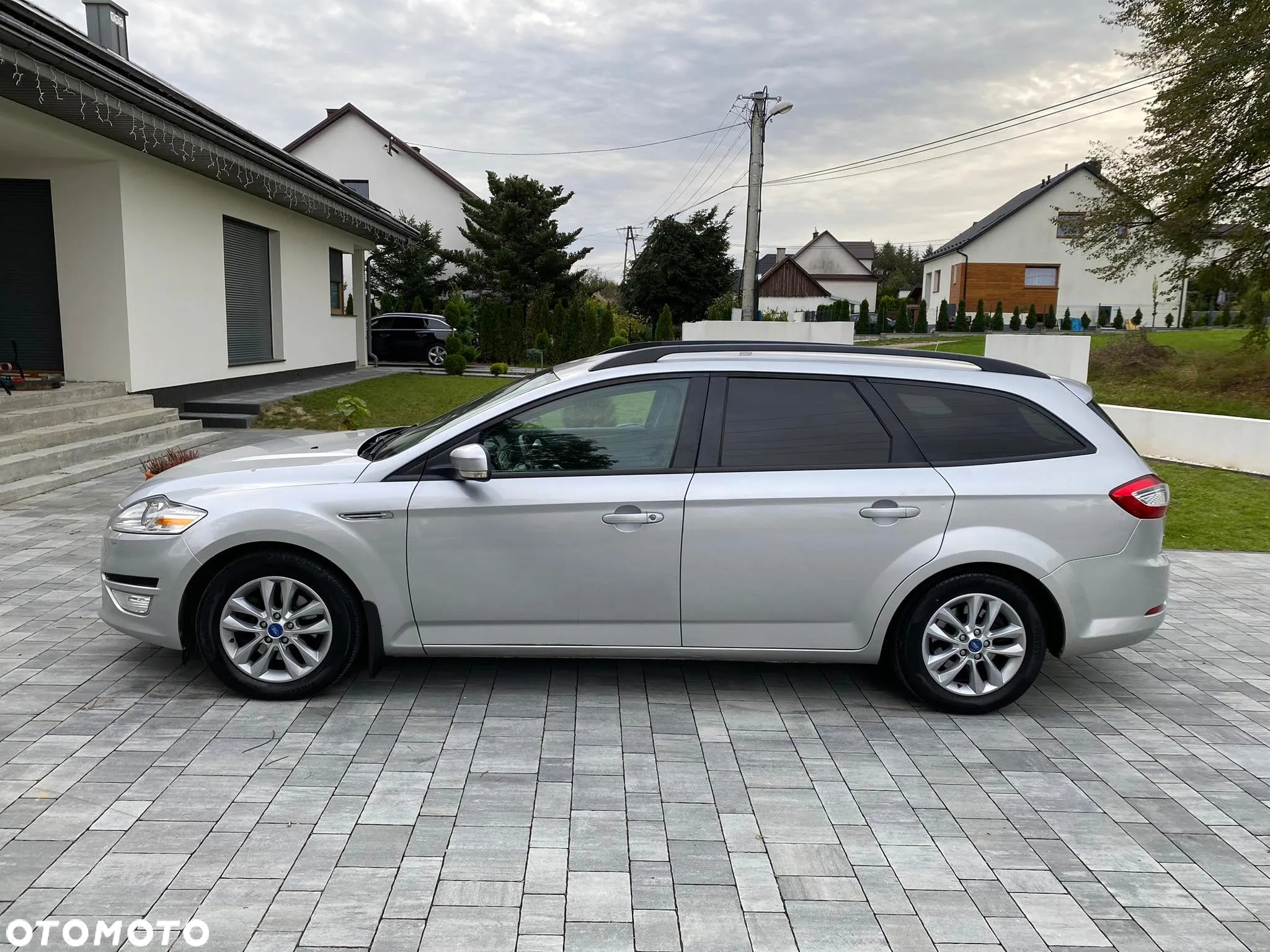 Ford Mondeo 1.6 TDCi Ambiente - 12