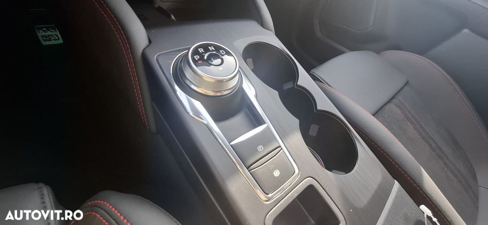 Ford Kuga 2.5 Duratec FWD PHEV ST-Line X - 12