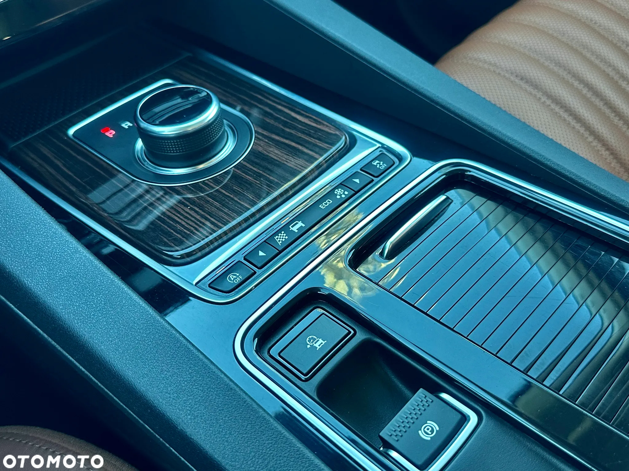 Jaguar F-Pace 2.0 i4P AWD Portfolio - 16