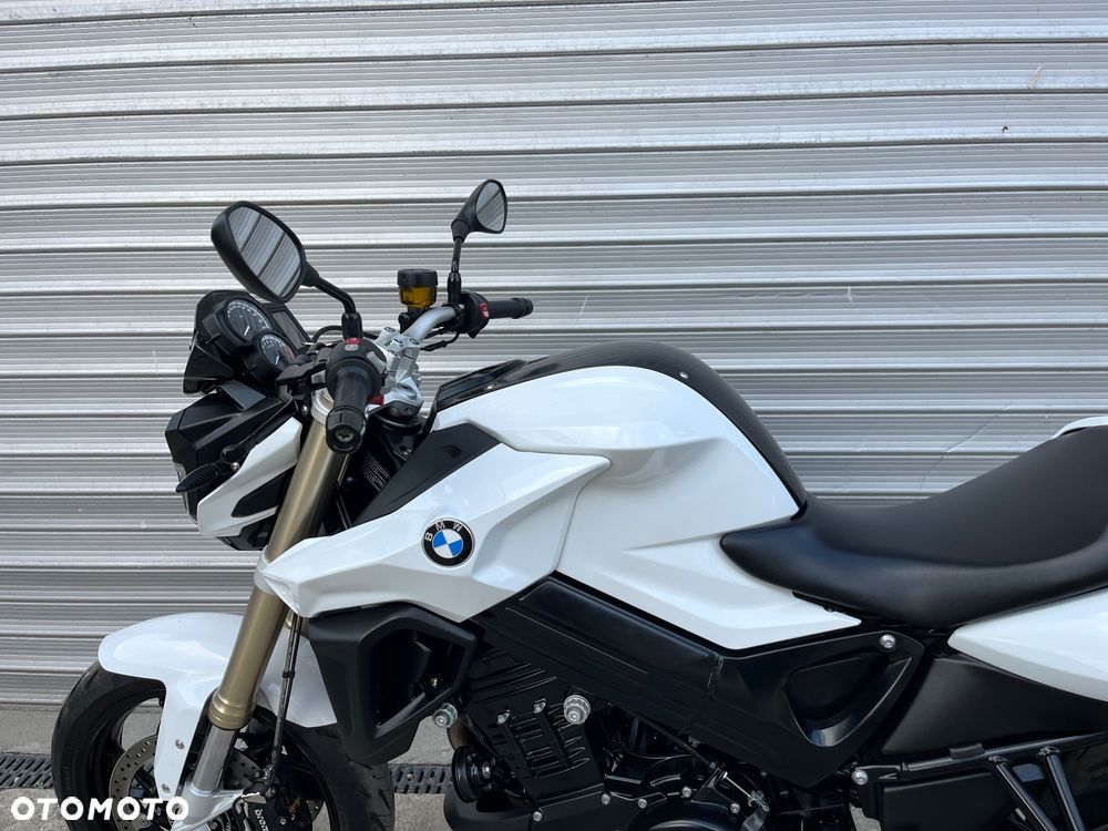 BMW F - 10