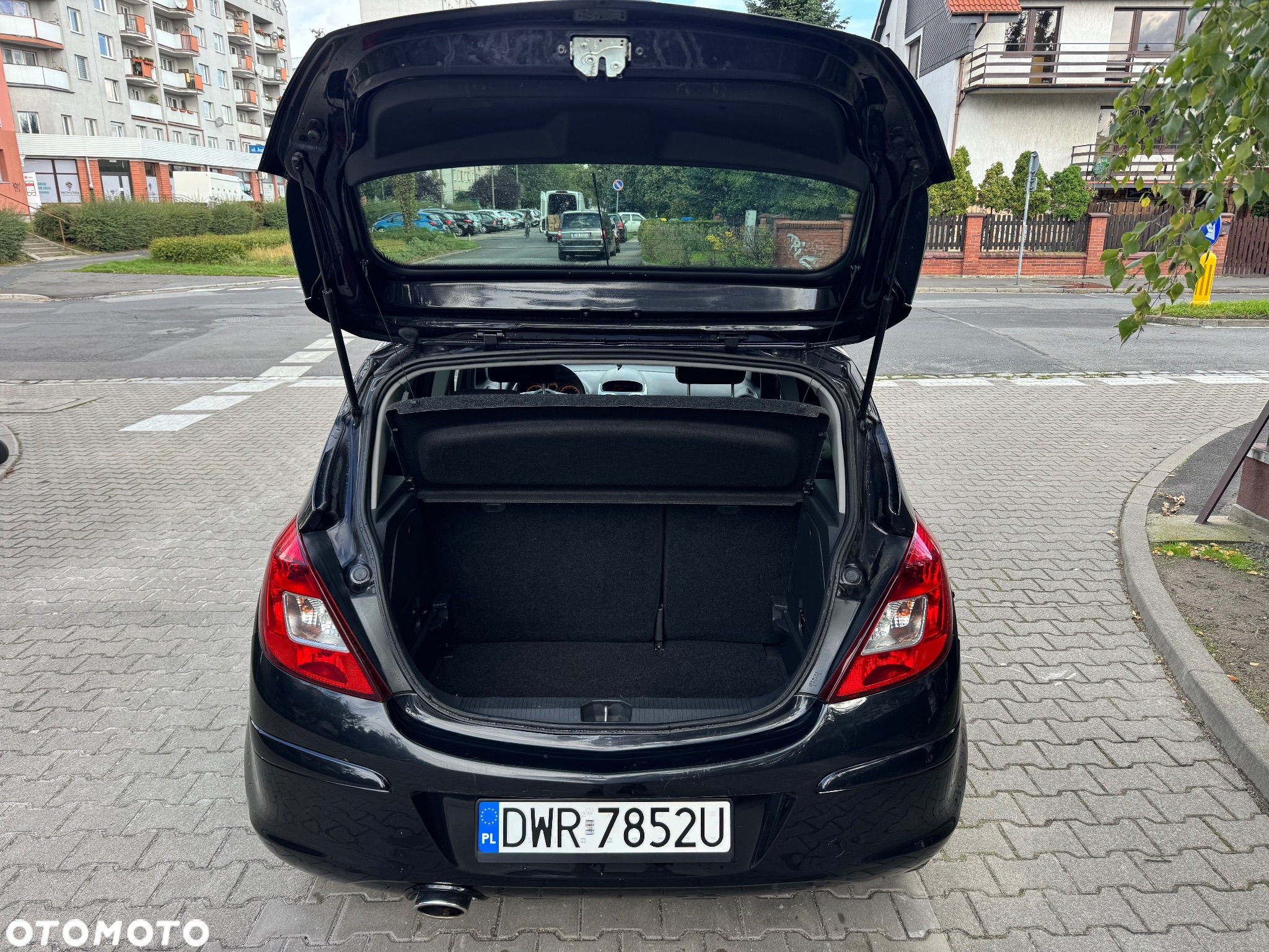Opel Corsa 1.4 16V Satellite - 13