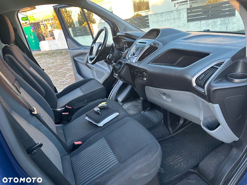 Ford Transit Custom - 19
