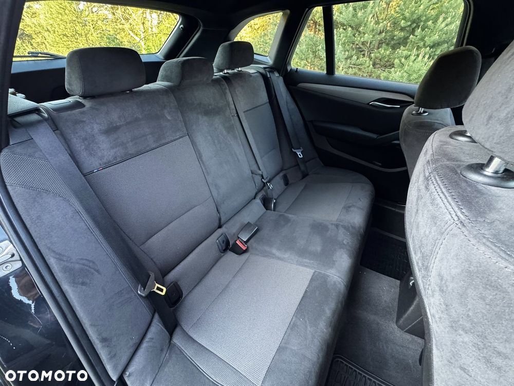 BMW X1 sDrive20d - 14