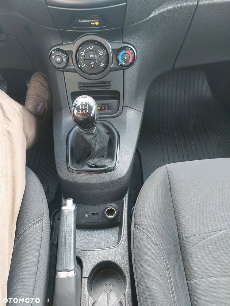 Ford Fiesta 1.25 Silver X Plus 2 (Titan.) EU6 - 13