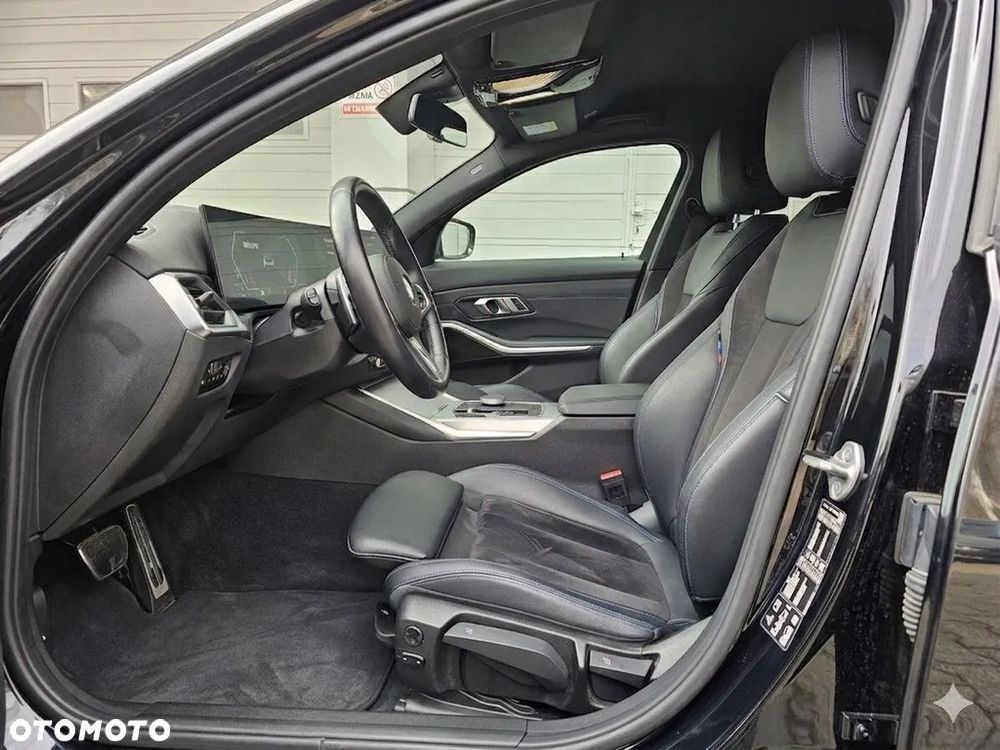 BMW Seria 3 320d xDrive mHEV M Sport sport - 9