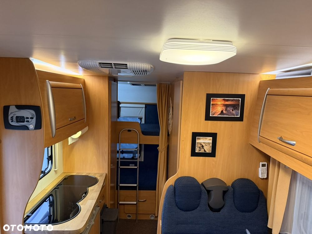 Ford Chausson - 28
