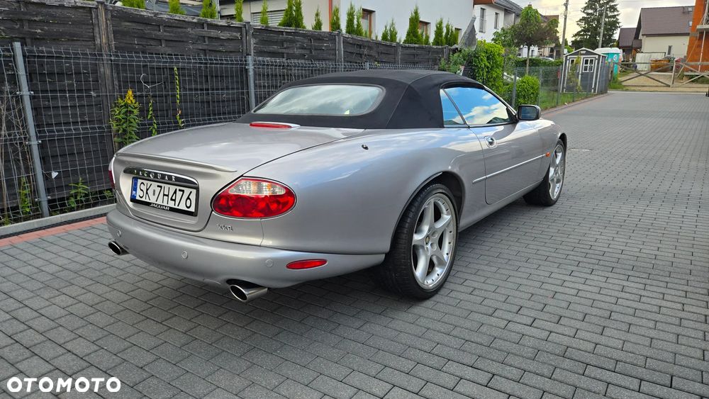 Jaguar XK8 - 4