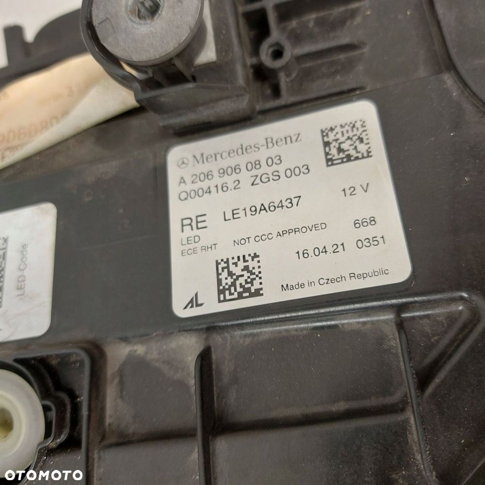 mercedes-benz c w206 przód strona prawa performance led a2069060803 - 4