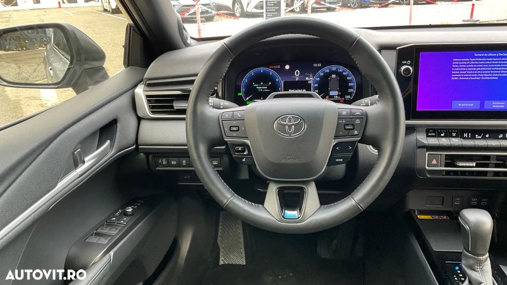 Toyota Camry ver-2-5-hybrid-exclusive - 18