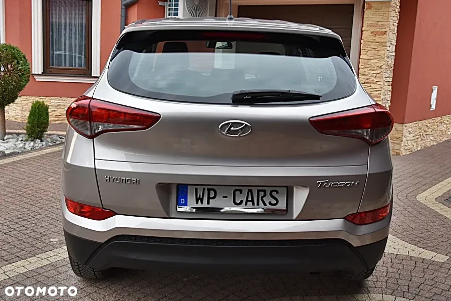 Hyundai Tucson 1.6 GDi 2WD Select - 8