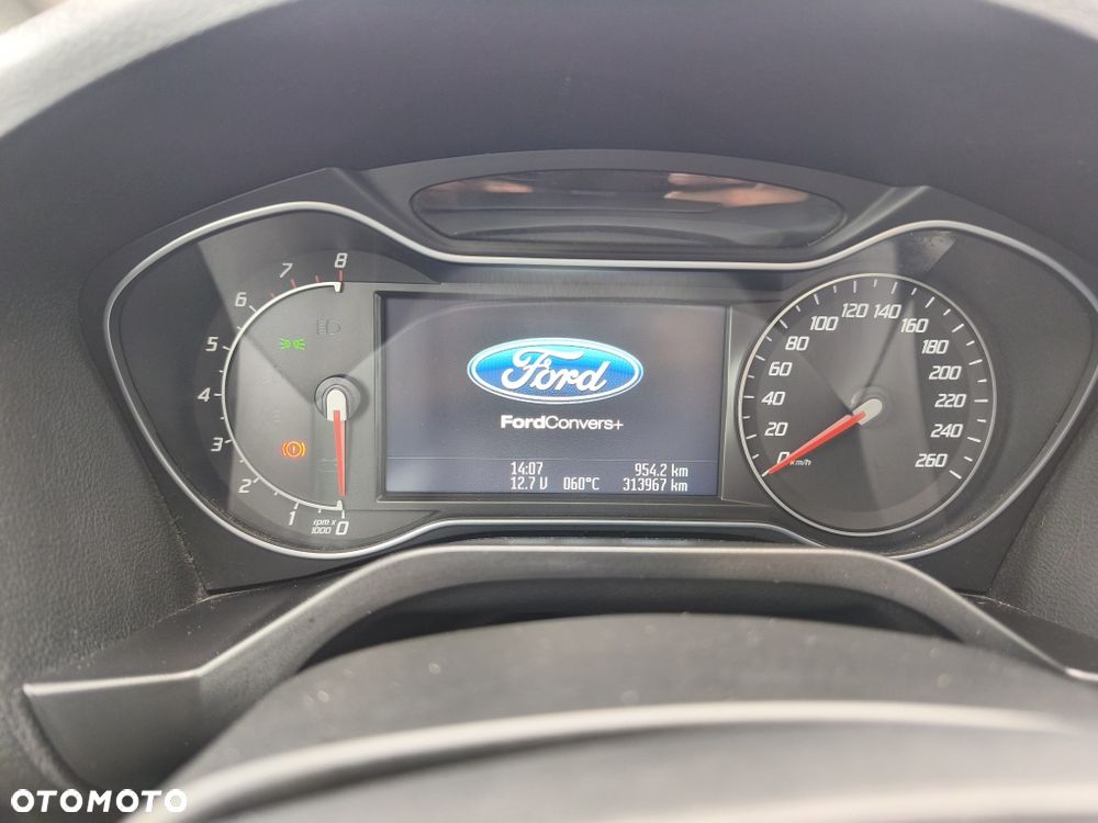 Ford S-Max - 8