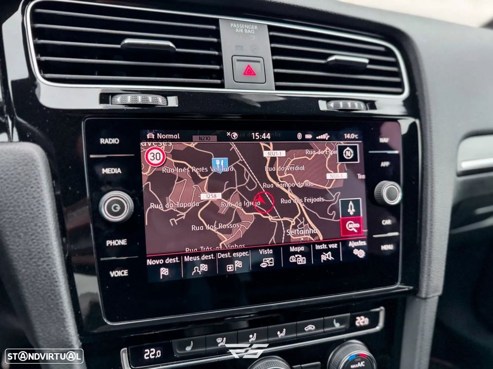 VW Golf 2.0 TSI GTi TCR DSG - 40