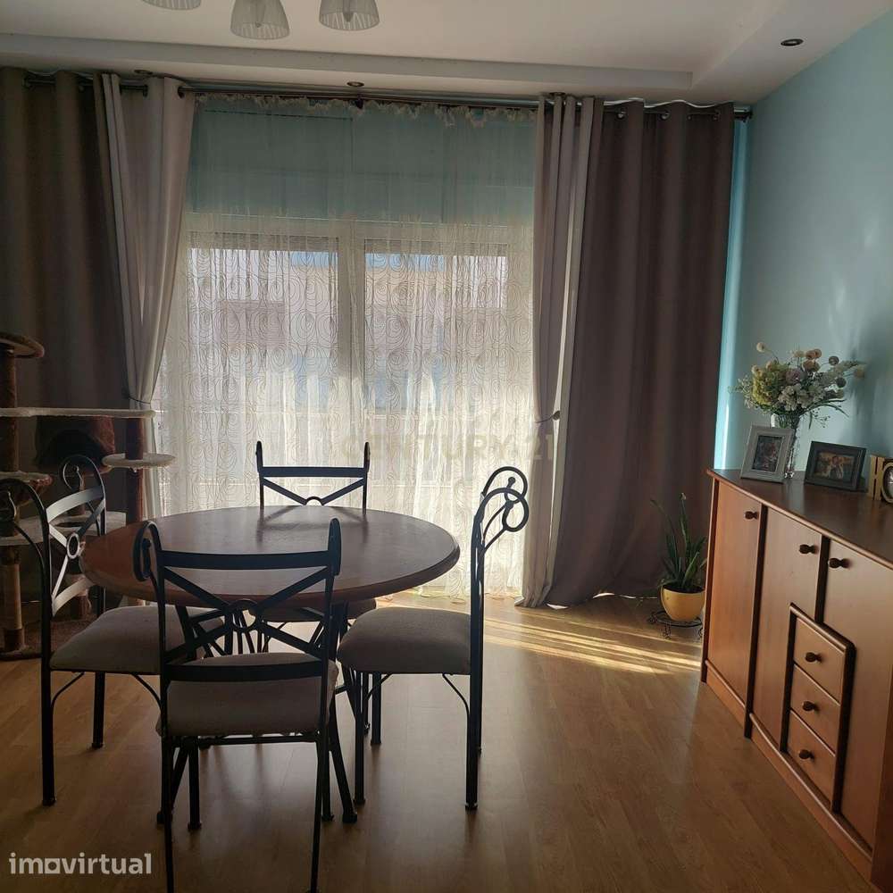 Apartamento T4 em Portimão - Oportunidade Única! - Grande imagem: 3/24