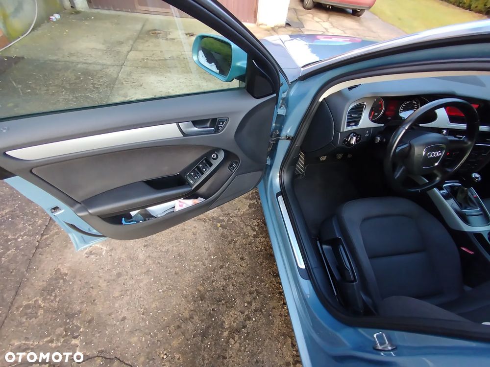 Audi A4 Limousine 2.0 TDI - 16