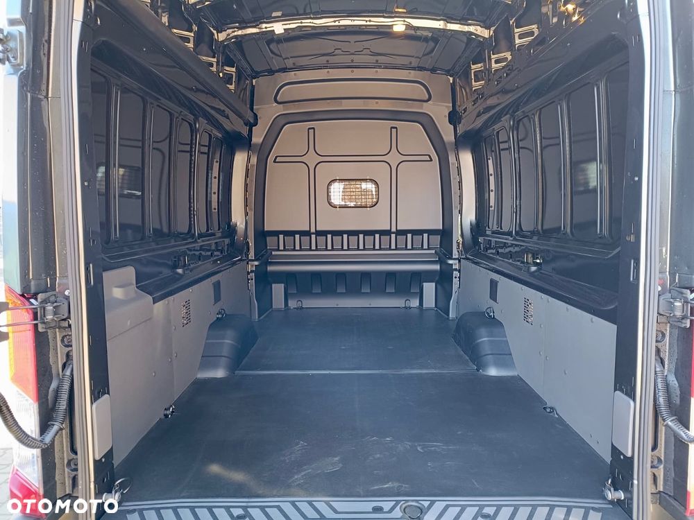 Ford Transit AWD Brygadowy Trend  L4 - 7