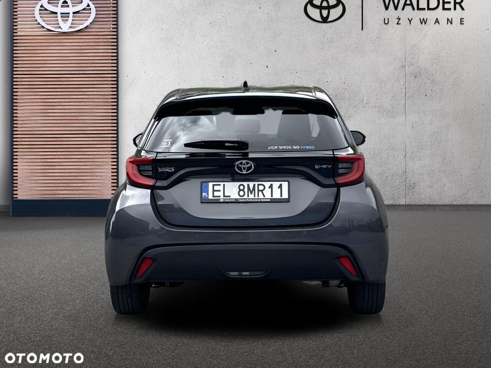 Toyota Yaris Hybrid 1.5 Style - 9