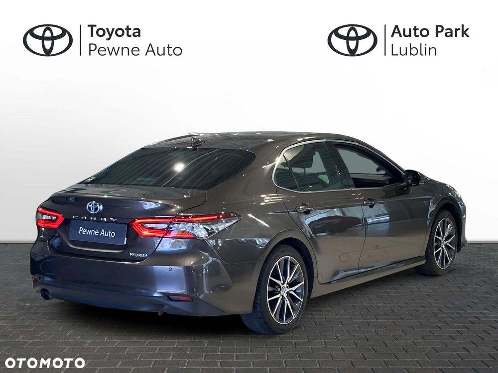 Toyota Camry 2.5 Hybrid Executive CVT - 6