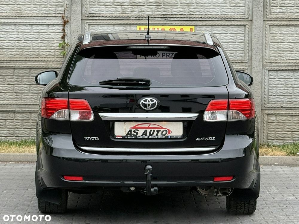 Toyota Avensis 1.8 Executive - 36