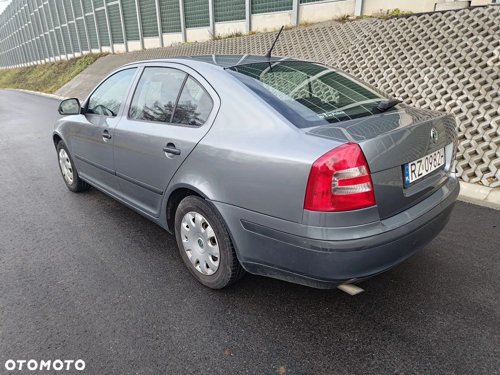 Skoda Octavia 1.6 Tour Classic - 3