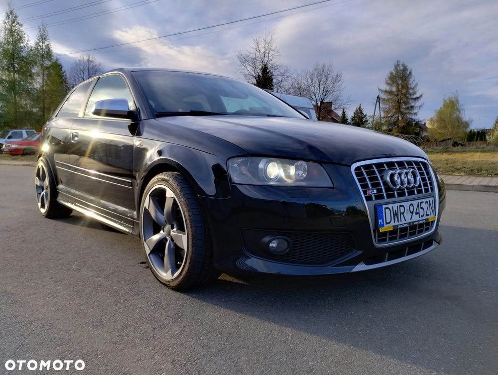 Audi S3 2.0T FSI Quattro - 1