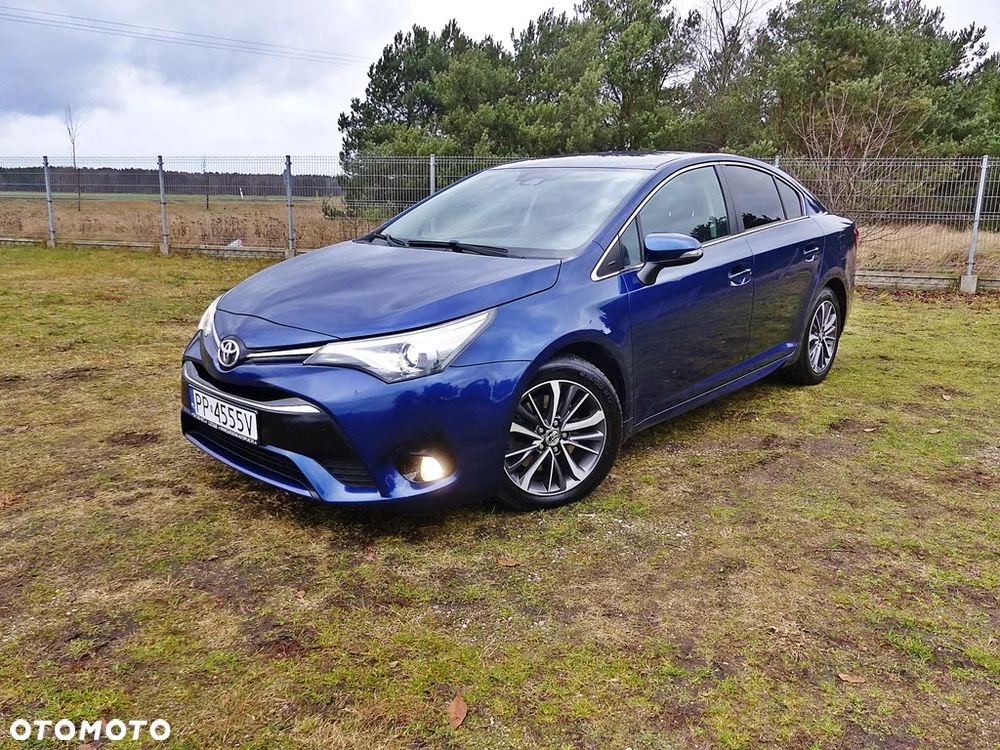 Toyota Avensis 2.0 D-4D Premium - 16