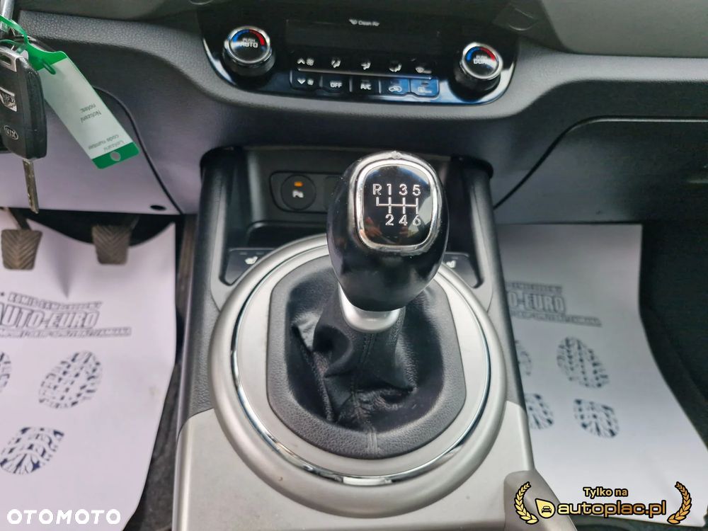 Kia Sportage 1.7 CRDI Business Line M 2WD - 34