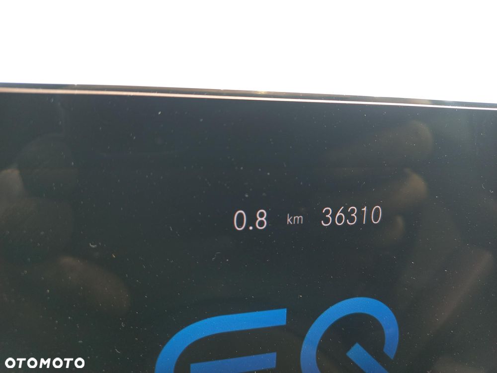 Mercedes-Benz EQA 250+ - 10